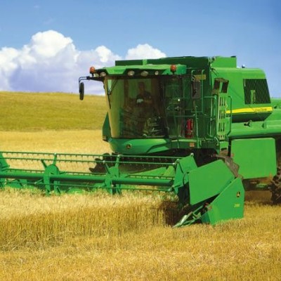 約翰迪爾C440 谷物聯(lián)合收割機(jī)