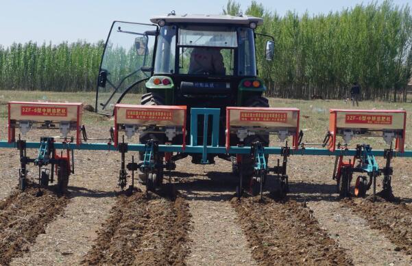 大博3ZF-6葵花中耕施肥機