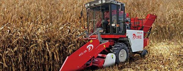 大豐王4YZ-3A自走式玉米聯(lián)合收獲機